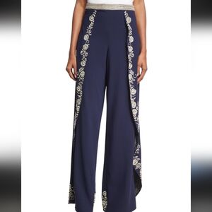 NWOT Alice + Olivia Larissa Pearl Embellished Navy Lightweight Open Leg Pants 2